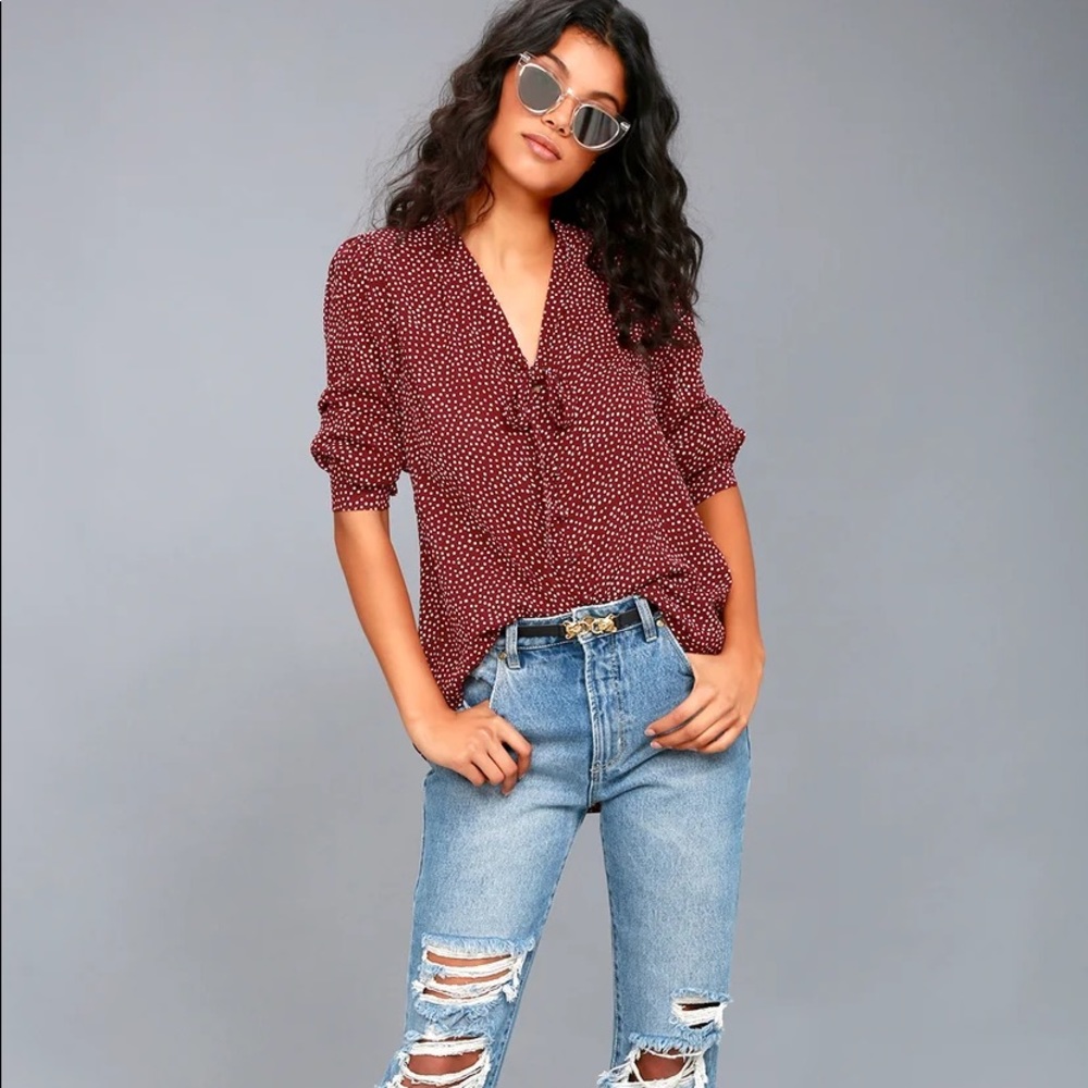 NWOT Lulu’s On The Spot Burgundy Tie Button Up